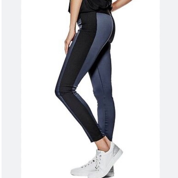 Mid rise Sateen Leggings from Guess - Picture 2 of 11